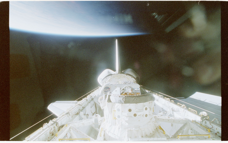 STS079-341-002.jpg