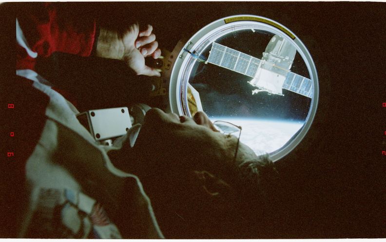 STS079-346-021.jpg