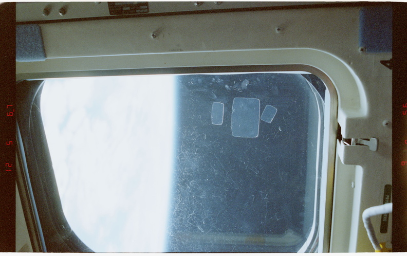 STS079-348-033.jpg