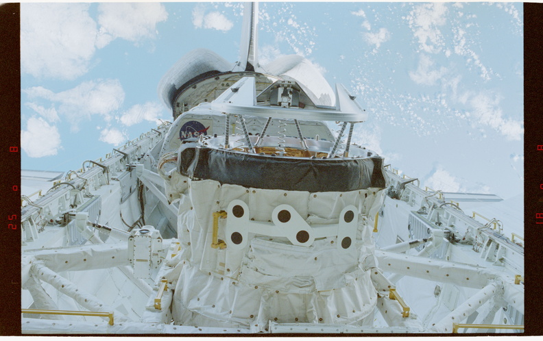 STS079-358-016.jpg