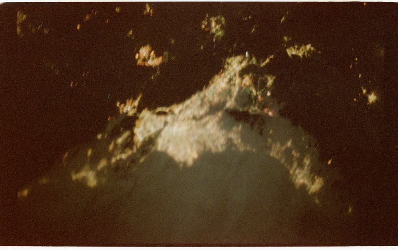 STS079-379-012.jpg
