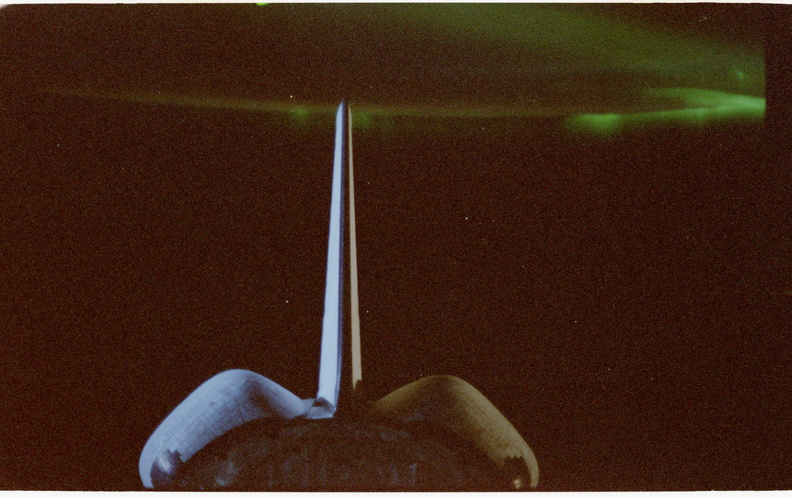 STS079-379-023.jpg