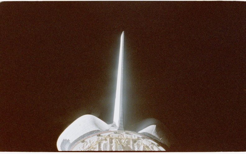 STS079-379-027.jpg