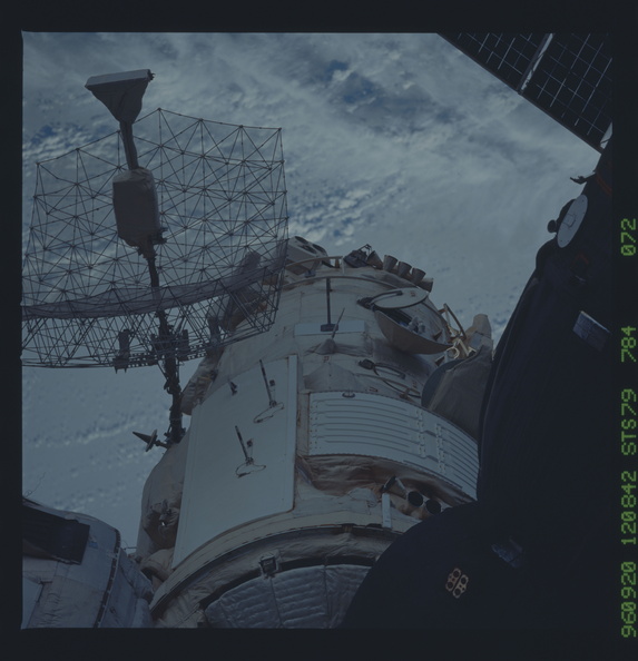 STS079-784-072.jpg