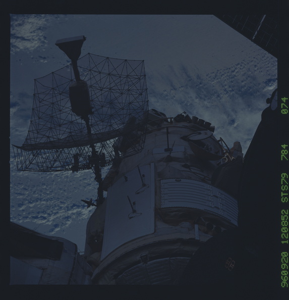 STS079-784-074.jpg