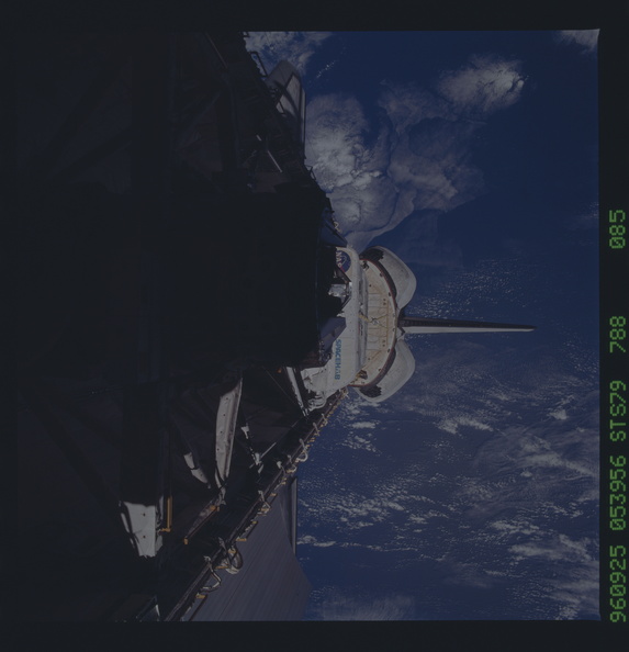 STS079-788-085.jpg
