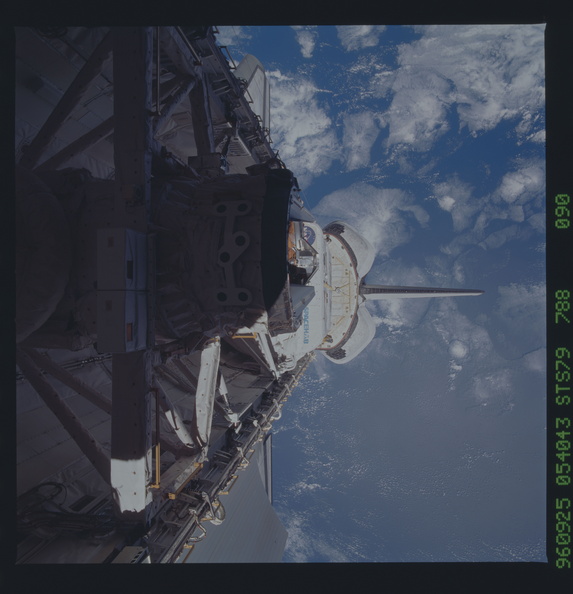 STS079-788-090.jpg