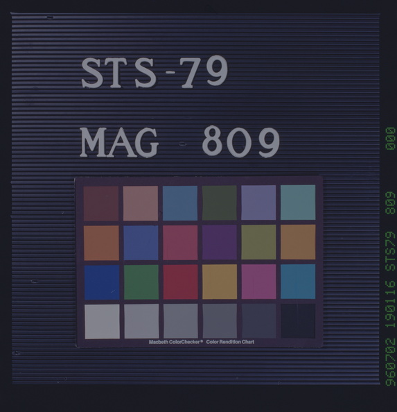 STS079-809-000.jpg