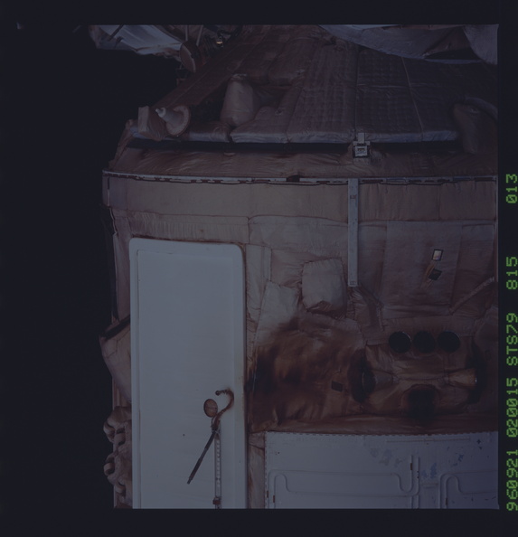 STS079-815-013.jpg