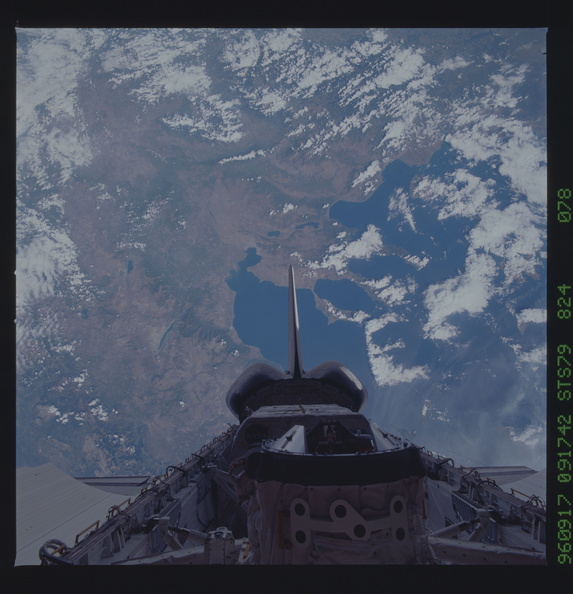STS079-824-078.jpg