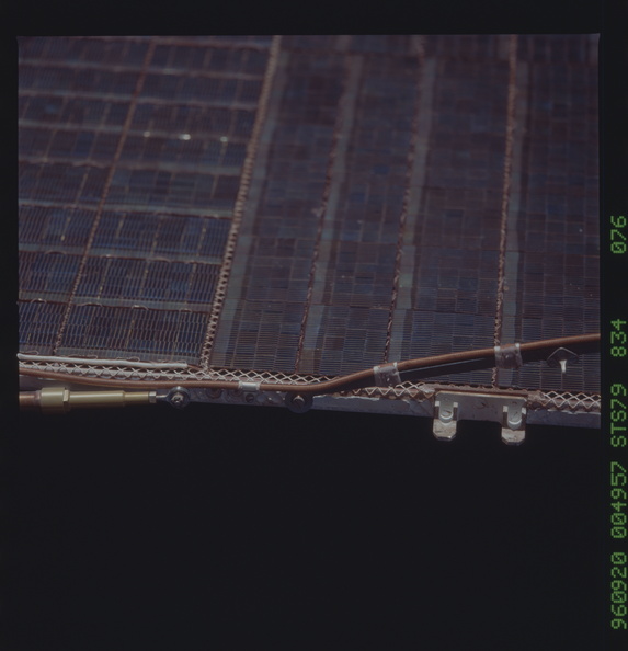 STS079-834-076.jpg