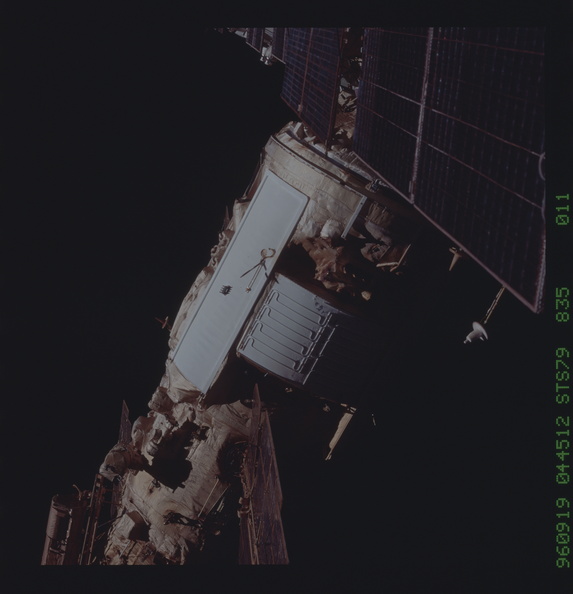 STS079-835-011.jpg