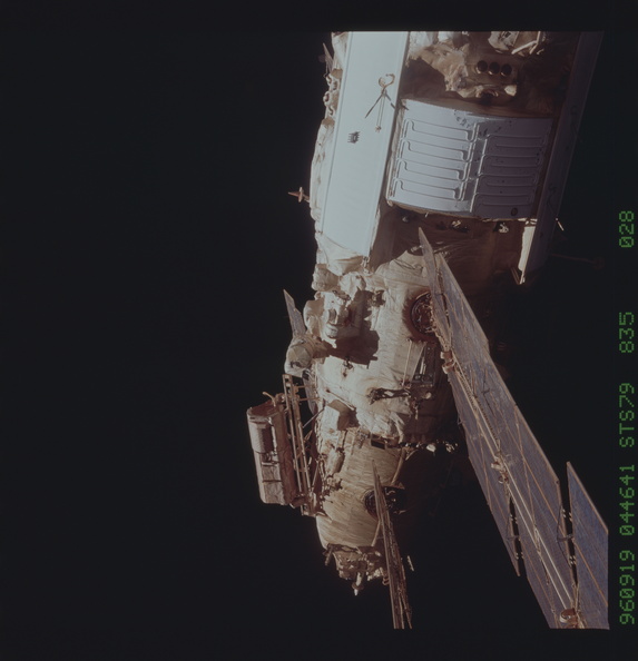 STS079-835-028.jpg