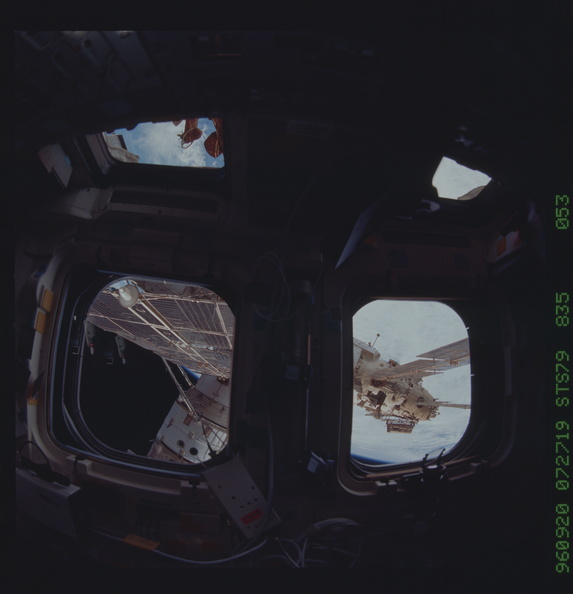 STS079-835-053.jpg