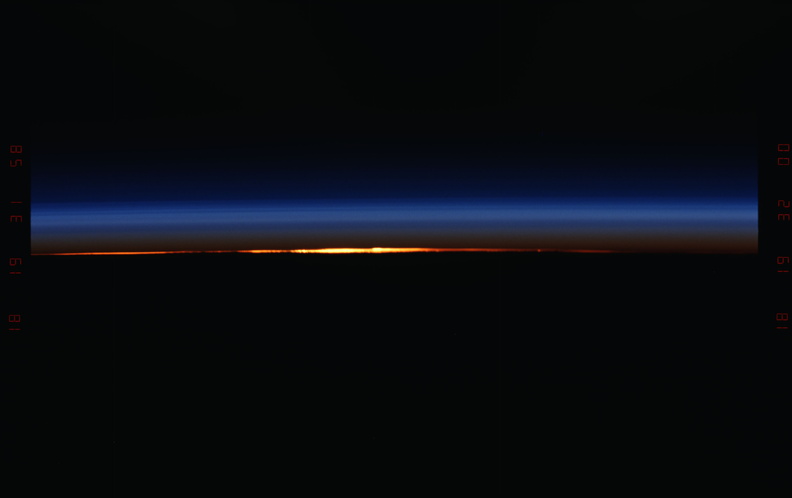 STS081-335-006.jpg