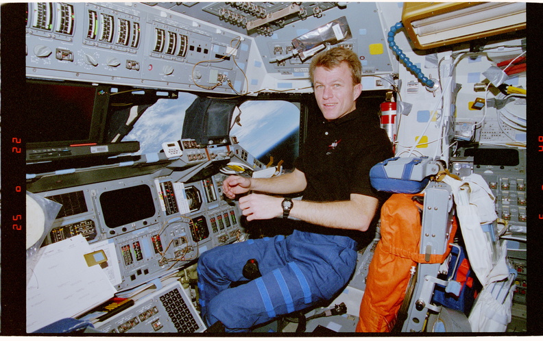 STS081-340-010.jpg