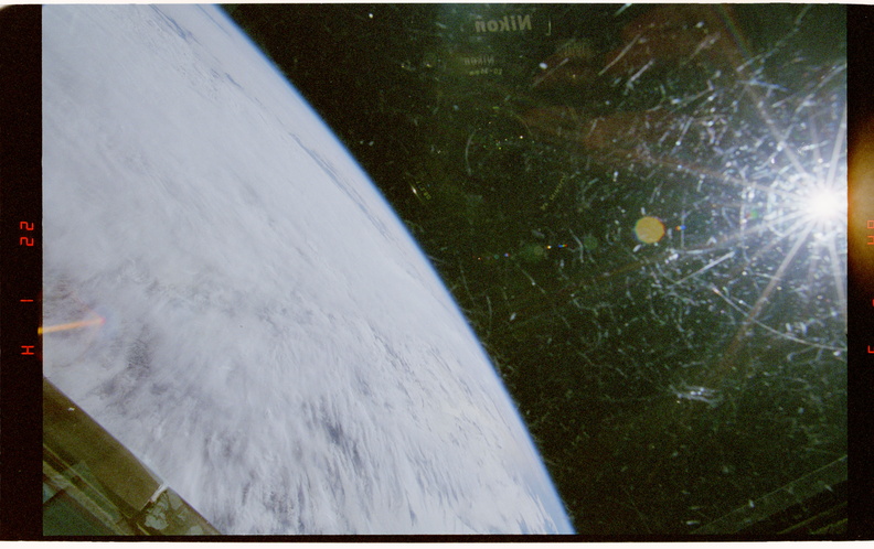STS081-340-015.jpg