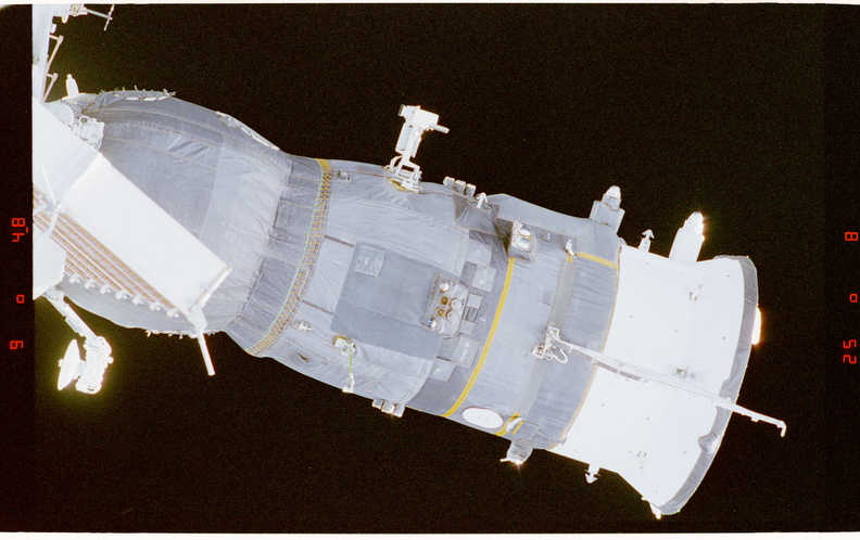 STS081-346-033.jpg