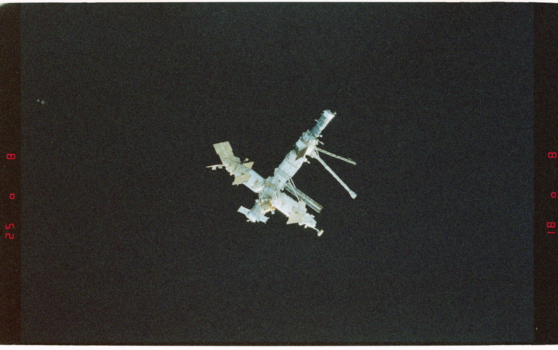 STS081-364-026.jpg