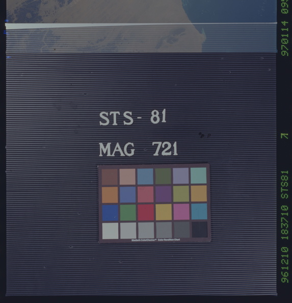STS081-721-000.jpg
