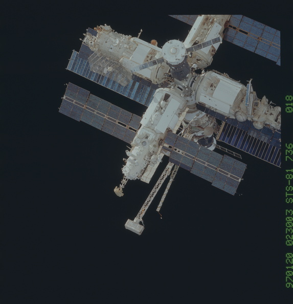 STS081-736-018.jpg