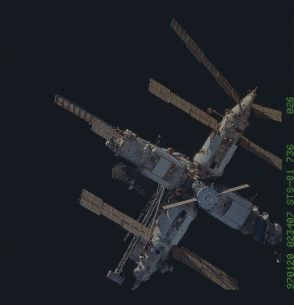 STS081-736-026.jpg