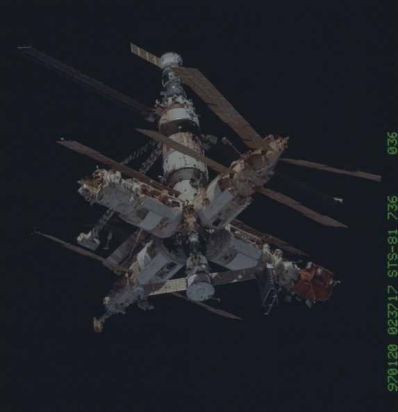 STS081-736-036.jpg