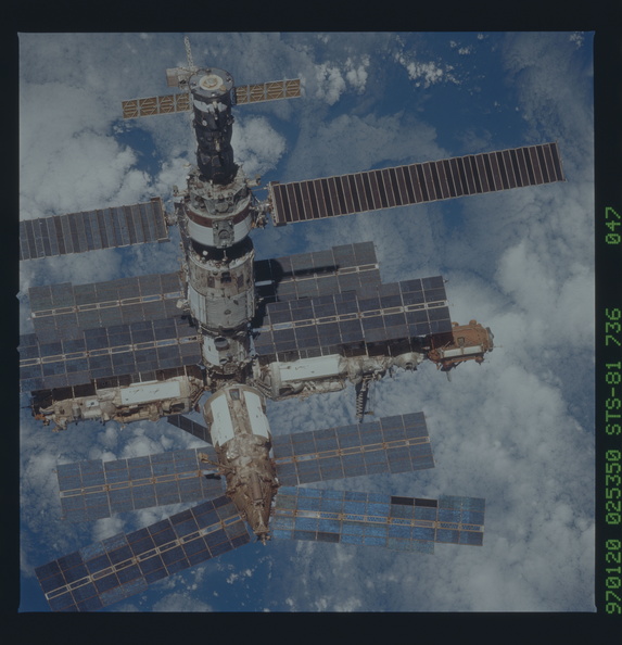 STS081-736-047.jpg