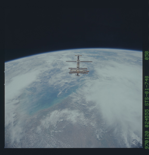 STS081-748-058.jpg