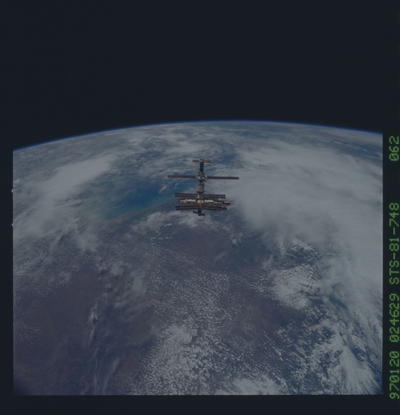 STS081-748-062.jpg