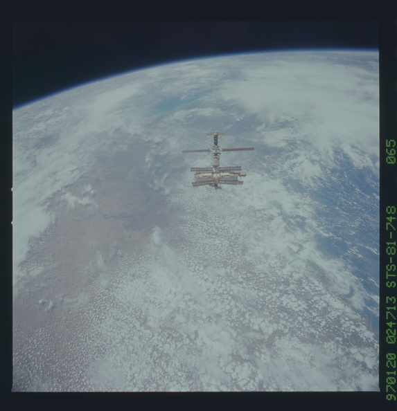STS081-748-065.jpg