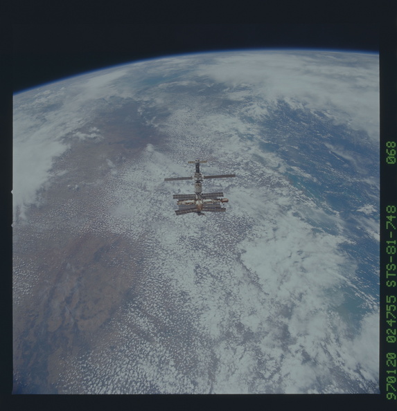 STS081-748-068.jpg