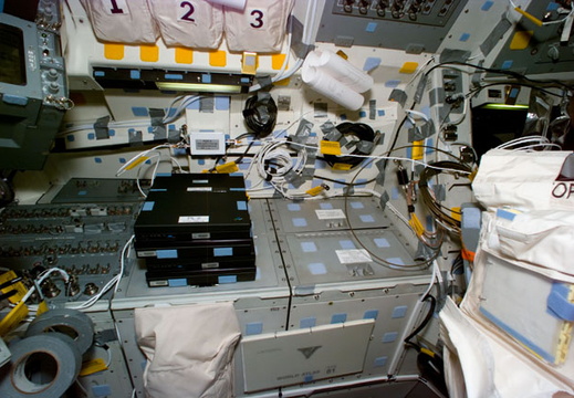 STS081-E-05961