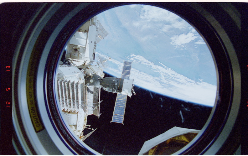 STS084-303-007.jpg