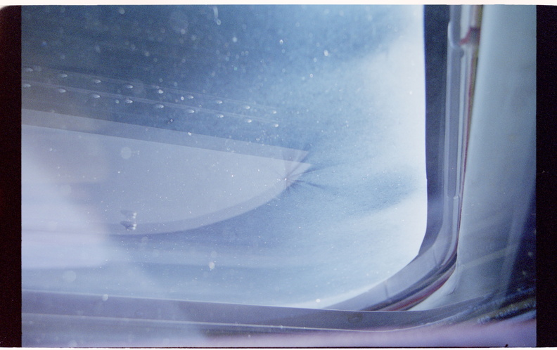 STS084-317-005.jpg