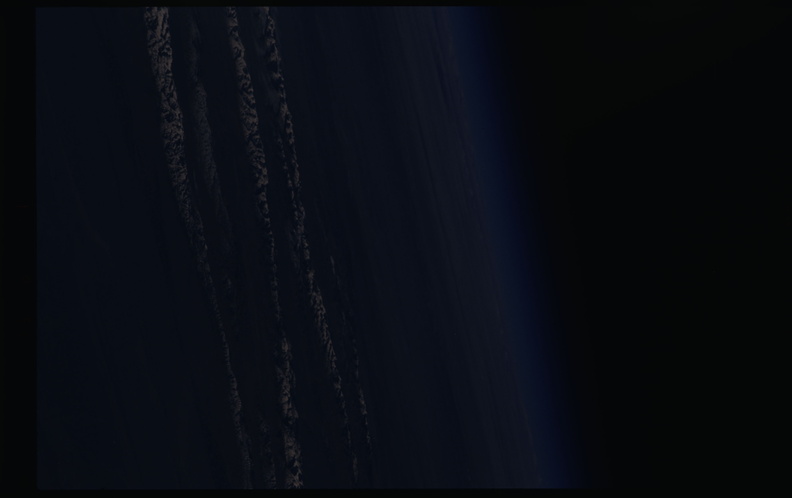 STS084-344-022.jpg