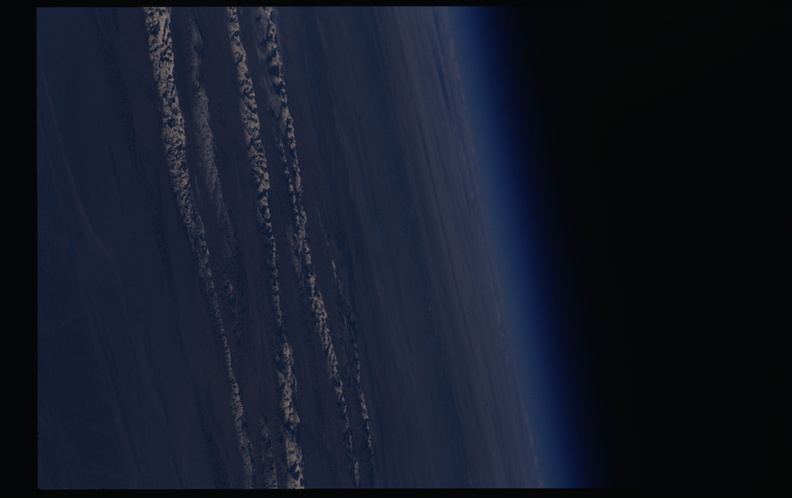 STS084-344-023.jpg