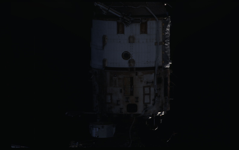 STS084-350-034.jpg