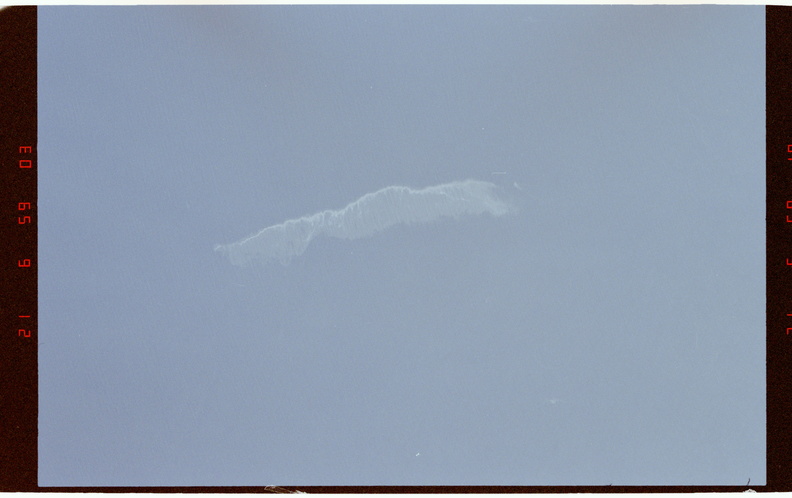 STS084-374-016.jpg