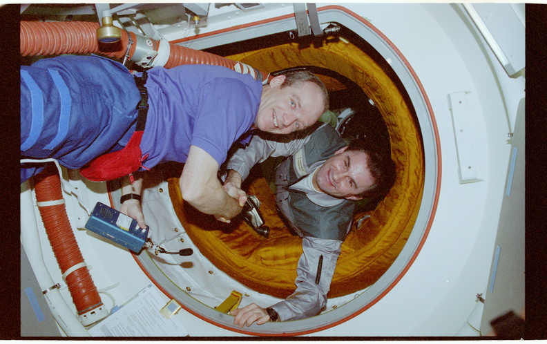 STS084-379-036.jpg