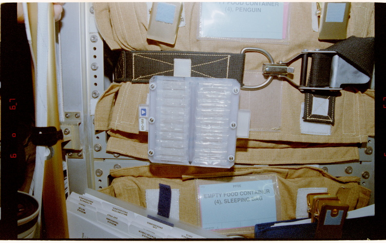STS084-387-011.jpg