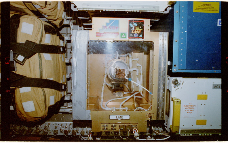 STS084-387-034.jpg