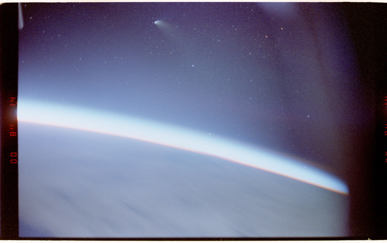 STS084-389-019.jpg
