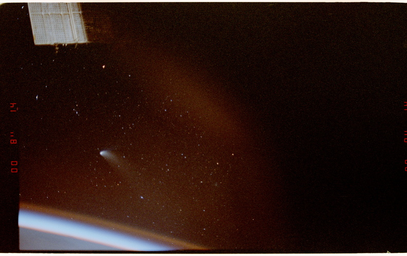STS084-389-022.jpg