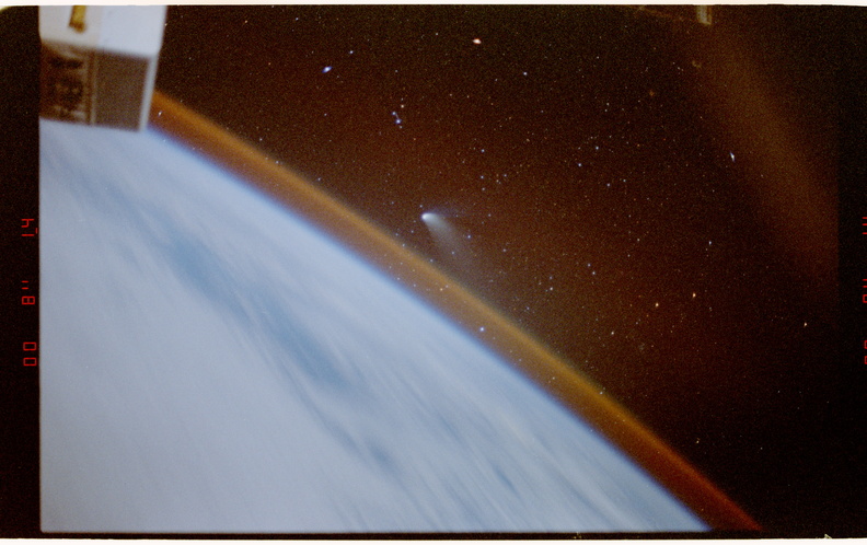 STS084-389-024.jpg