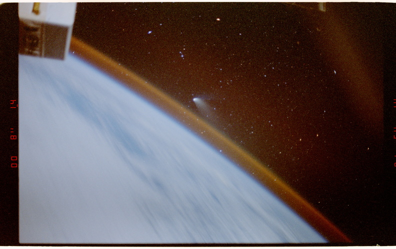 STS084-389-025.jpg