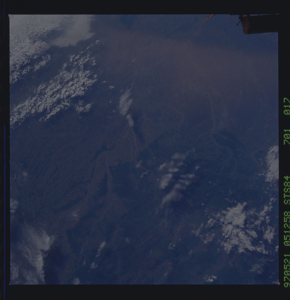 STS084-701-017.jpg