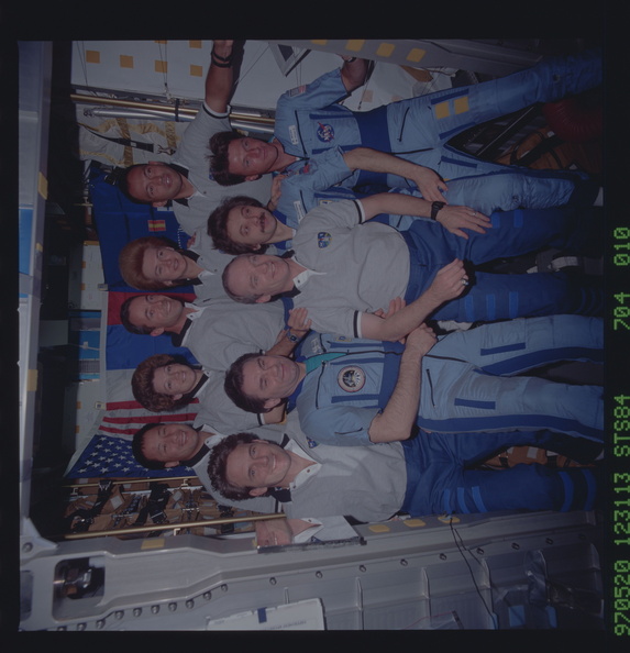 STS084-704-010.jpg