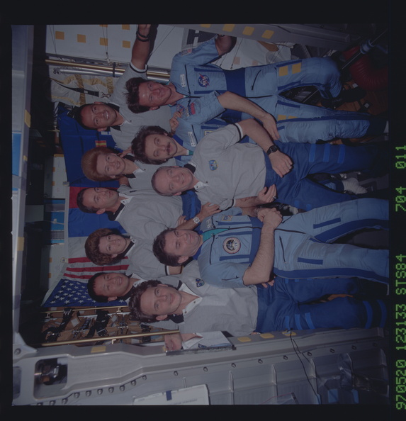 STS084-704-011.jpg