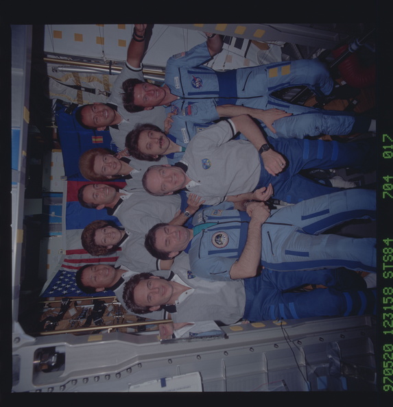 STS084-704-017.jpg